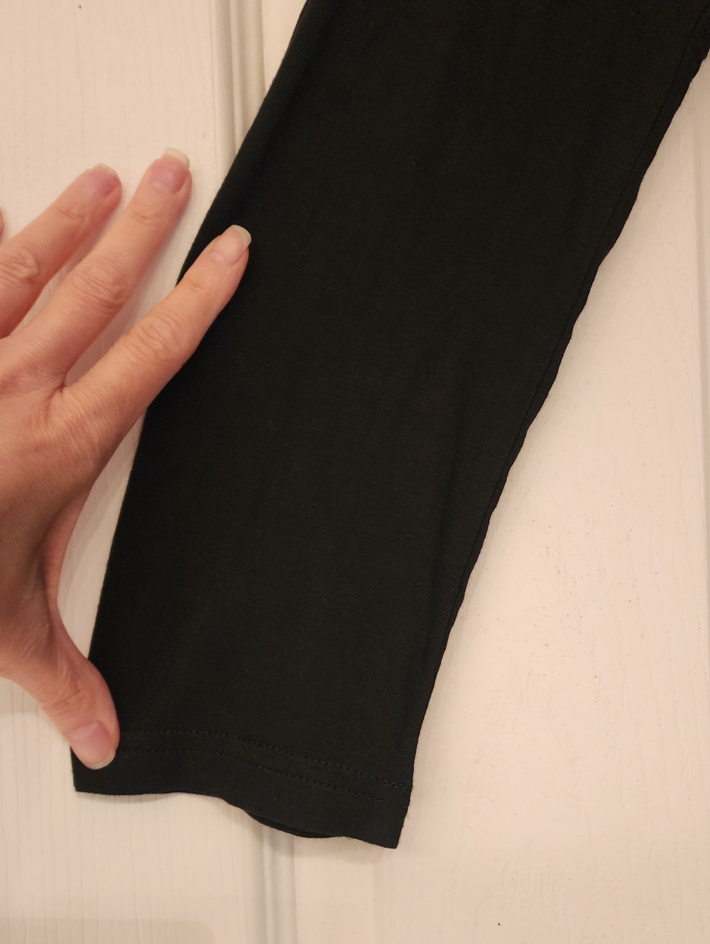 ALLURE Women's Embellished Vneck Top In Black Size XL - Picture 7 of 9